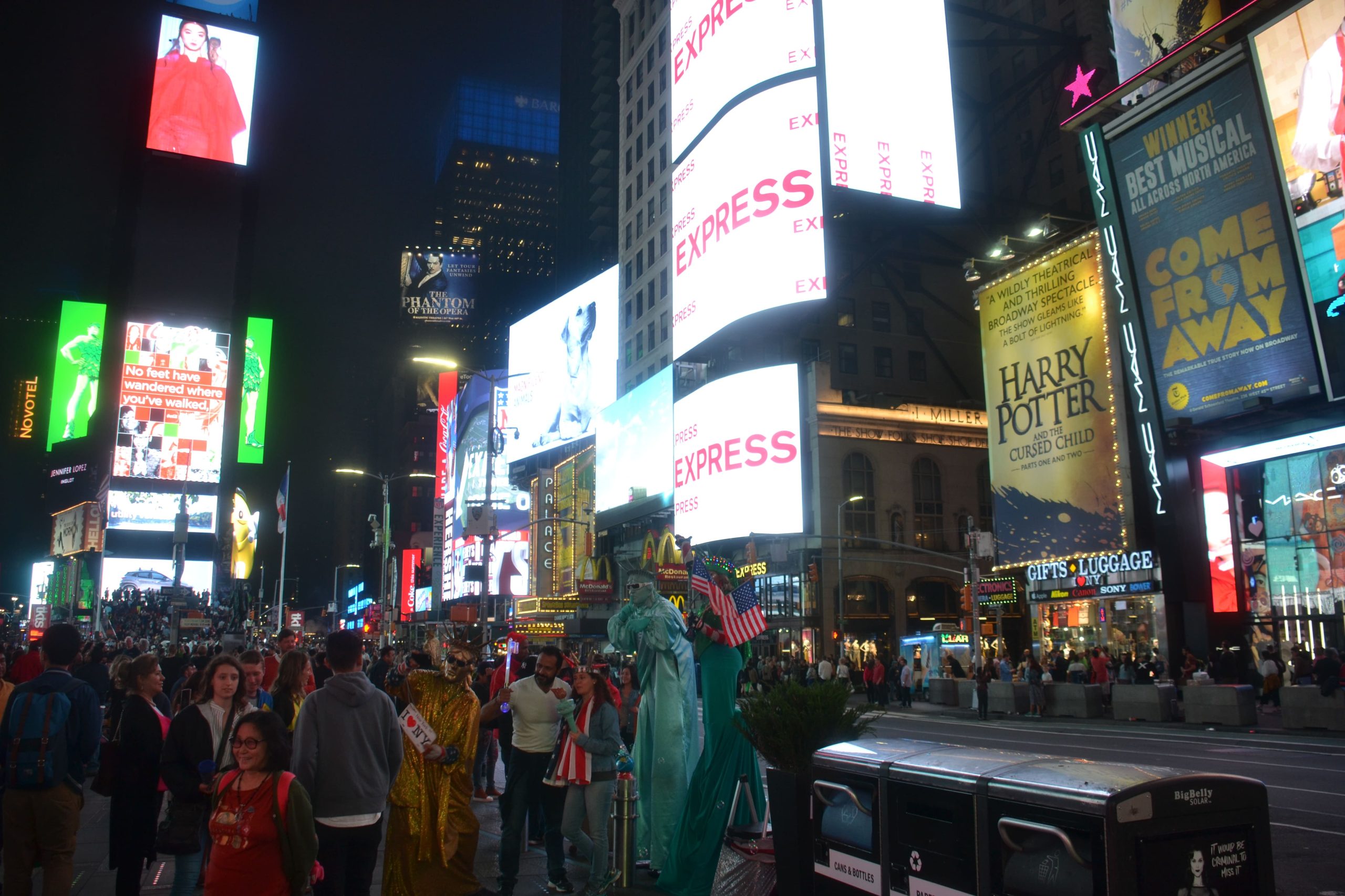 img_times_square2